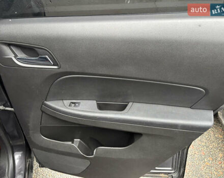 Серый ДжиЭмСи Террейн, объемом двигателя 2.38 л и пробегом 210 тыс. км за 10000 $, фото 7 на Automoto.ua