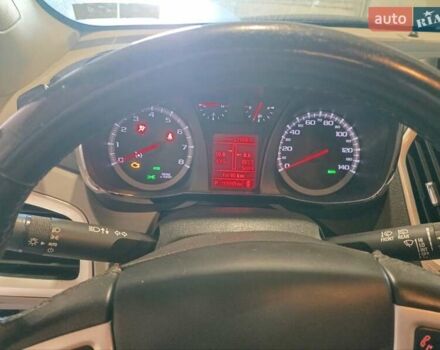 Серый ДжиЭмСи Террейн, объемом двигателя 2.38 л и пробегом 169 тыс. км за 11300 $, фото 6 на Automoto.ua