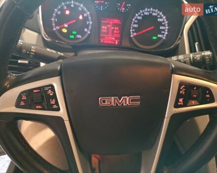 Серый ДжиЭмСи Террейн, объемом двигателя 2.38 л и пробегом 169 тыс. км за 11300 $, фото 2 на Automoto.ua