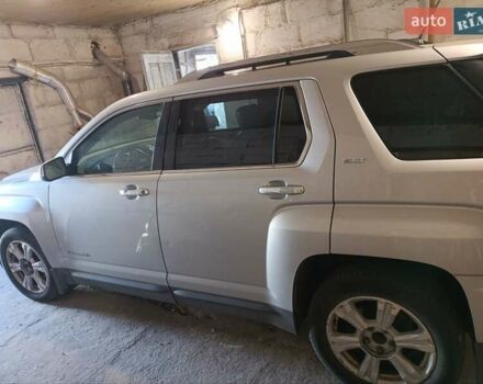 Серый ДжиЭмСи Террейн, объемом двигателя 2.38 л и пробегом 169 тыс. км за 11300 $, фото 7 на Automoto.ua