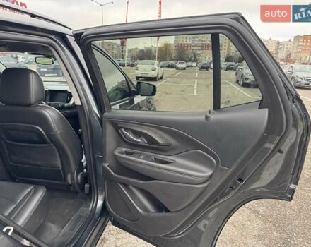 Серый ДжиЭмСи Террейн, объемом двигателя 1.6 л и пробегом 165 тыс. км за 17500 $, фото 13 на Automoto.ua