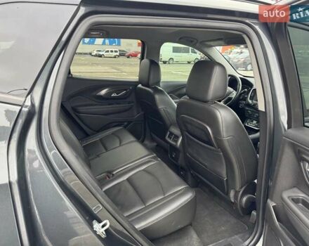 Серый ДжиЭмСи Террейн, объемом двигателя 1.6 л и пробегом 165 тыс. км за 17500 $, фото 16 на Automoto.ua