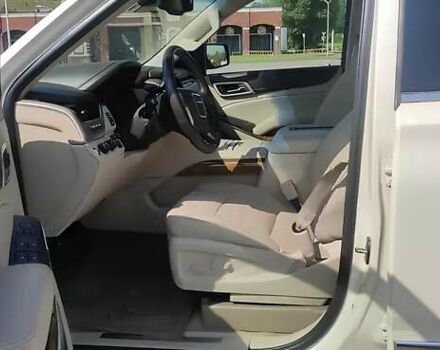 Белый ДжиЭмСи Юкон, объемом двигателя 6.16 л и пробегом 195 тыс. км за 25000 $, фото 8 на Automoto.ua