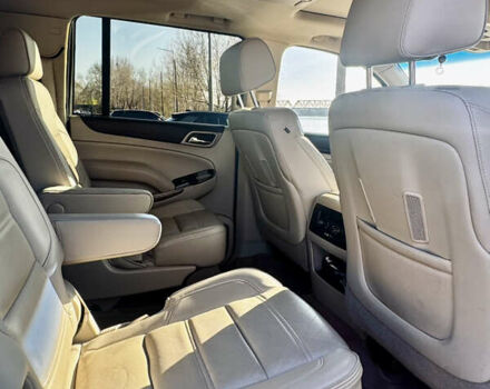 Бежевый ДжиЭмСи Юкон, объемом двигателя 6.2 л и пробегом 172 тыс. км за 25500 $, фото 13 на Automoto.ua