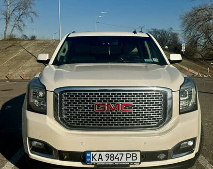 Бежевый ДжиЭмСи Юкон, объемом двигателя 6.2 л и пробегом 172 тыс. км за 25500 $, фото 5 на Automoto.ua