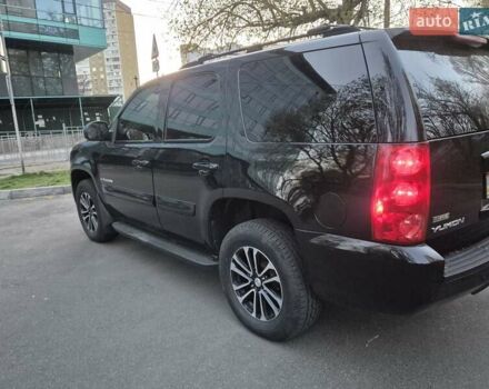 Черный ДжиЭмСи Юкон, объемом двигателя 5.3 л и пробегом 289 тыс. км за 11900 $, фото 20 на Automoto.ua