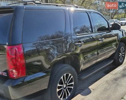 Черный ДжиЭмСи Юкон, объемом двигателя 5.3 л и пробегом 289 тыс. км за 11900 $, фото 37 на Automoto.ua