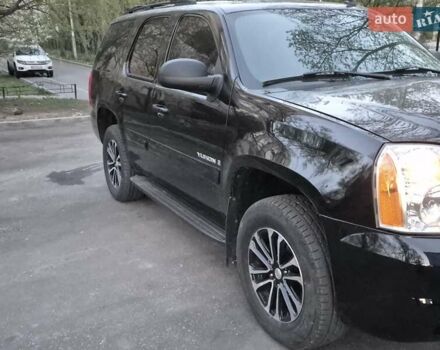Черный ДжиЭмСи Юкон, объемом двигателя 5.3 л и пробегом 289 тыс. км за 11900 $, фото 15 на Automoto.ua