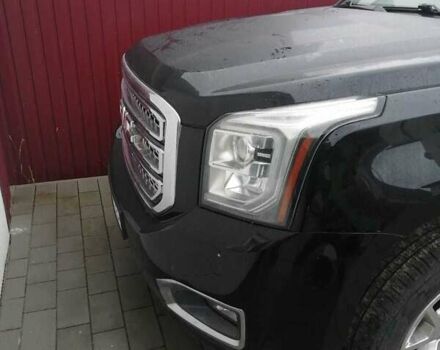 Черный ДжиЭмСи Юкон, объемом двигателя 5.33 л и пробегом 141 тыс. км за 35000 $, фото 4 на Automoto.ua