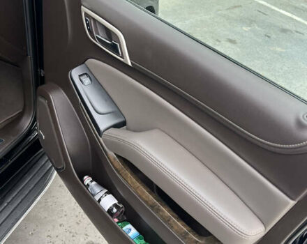 Чорний ДжіЕмСі Yukon, об'ємом двигуна 6.16 л та пробігом 129 тис. км за 25999 $, фото 7 на Automoto.ua