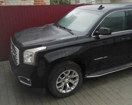 Черный ДжиЭмСи Юкон, объемом двигателя 5.33 л и пробегом 141 тыс. км за 35000 $, фото 12 на Automoto.ua