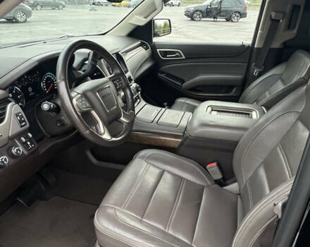 Чорний ДжіЕмСі Yukon, об'ємом двигуна 6.16 л та пробігом 129 тис. км за 25999 $, фото 4 на Automoto.ua