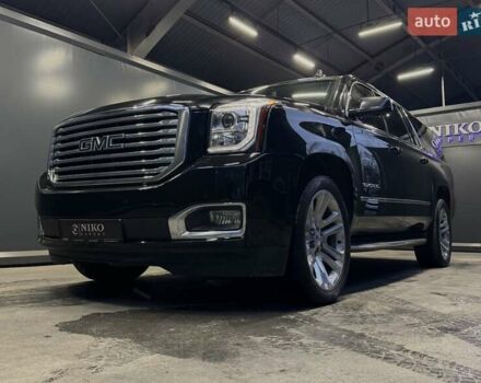 Черный ДжиЭмСи Юкон, объемом двигателя 5.3 л и пробегом 102 тыс. км за 40000 $, фото 2 на Automoto.ua