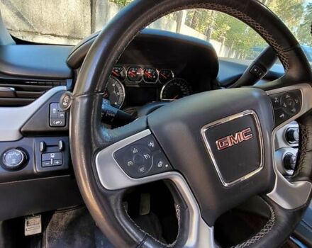 Черный ДжиЭмСи Юкон, объемом двигателя 5.33 л и пробегом 101 тыс. км за 50000 $, фото 6 на Automoto.ua