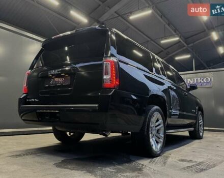 Черный ДжиЭмСи Юкон, объемом двигателя 5.3 л и пробегом 102 тыс. км за 40000 $, фото 12 на Automoto.ua