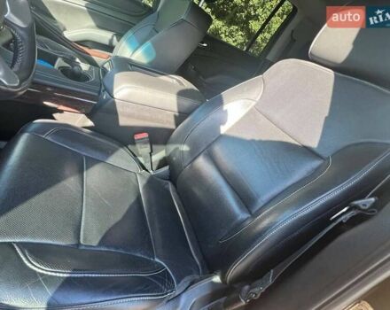 Черный ДжиЭмСи Юкон, объемом двигателя 5.33 л и пробегом 101 тыс. км за 50000 $, фото 8 на Automoto.ua