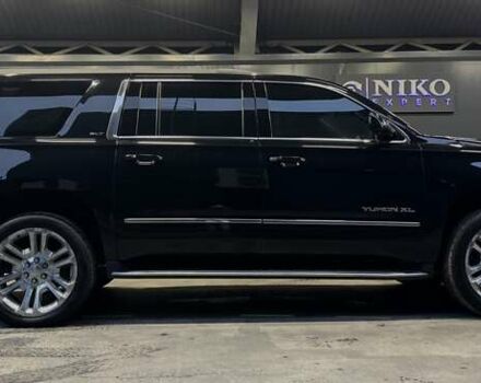 Черный ДжиЭмСи Юкон, объемом двигателя 5.3 л и пробегом 102 тыс. км за 40000 $, фото 19 на Automoto.ua