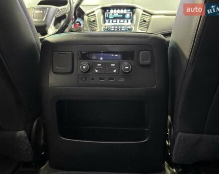 Черный ДжиЭмСи Юкон, объемом двигателя 5.3 л и пробегом 102 тыс. км за 40000 $, фото 36 на Automoto.ua