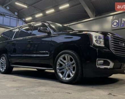 Черный ДжиЭмСи Юкон, объемом двигателя 5.3 л и пробегом 102 тыс. км за 40000 $, фото 21 на Automoto.ua