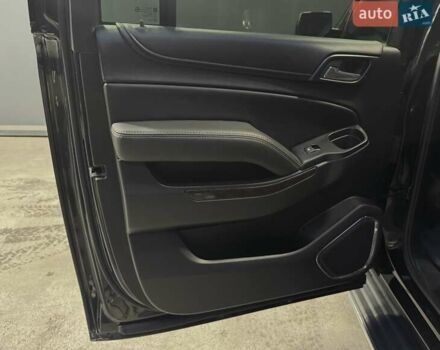 Черный ДжиЭмСи Юкон, объемом двигателя 5.3 л и пробегом 102 тыс. км за 40000 $, фото 39 на Automoto.ua