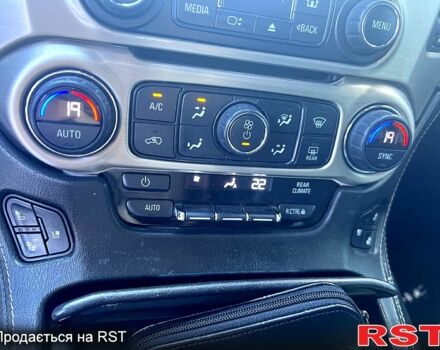 Черный ДжиЭмСи Юкон, объемом двигателя 6.2 л и пробегом 78 тыс. км за 70000 $, фото 12 на Automoto.ua