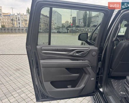 Черный ДжиЭмСи Юкон, объемом двигателя 6.16 л и пробегом 38 тыс. км за 89999 $, фото 25 на Automoto.ua