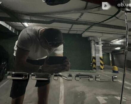 ДжиЭмСи Юкон, объемом двигателя 6.2 л и пробегом 7 тыс. км за 219000 $, фото 7 на Automoto.ua