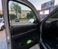 Серый ДжиЭмСи Юкон, объемом двигателя 6.2 л и пробегом 238 тыс. км за 10900 $, фото 24 на Automoto.ua