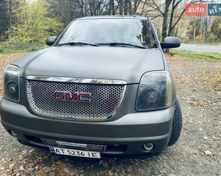 ДжиЭмСи Юкон 2006 в Ивано-Франковске на Automoto.ua Серый ДжиЭмСи Юкон, объемом двигателя 6.16 л и пробегом 236 тыс. км за 15000 $, фото 32 на Automoto.ua