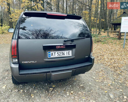 ДжиЭмСи Юкон 2006 в Ивано-Франковске на Automoto.ua Серый ДжиЭмСи Юкон, объемом двигателя 6.16 л и пробегом 236 тыс. км за 15000 $, фото 10 на Automoto.ua