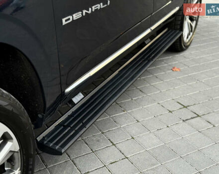 Сірий ДжіЕмСі Yukon, об'ємом двигуна 6.16 л та пробігом 30 тис. км за 83500 $, фото 20 на Automoto.ua