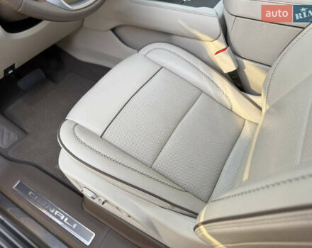 Сірий ДжіЕмСі Yukon, об'ємом двигуна 6.16 л та пробігом 30 тис. км за 83500 $, фото 44 на Automoto.ua