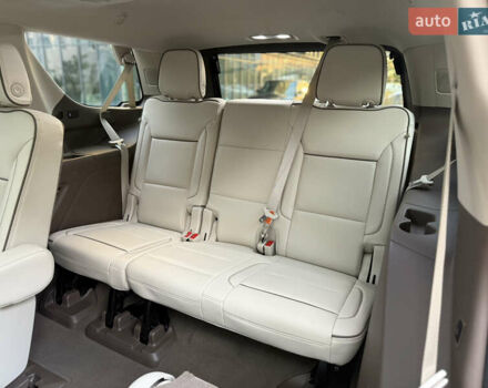 Сірий ДжіЕмСі Yukon, об'ємом двигуна 6.16 л та пробігом 30 тис. км за 83500 $, фото 69 на Automoto.ua