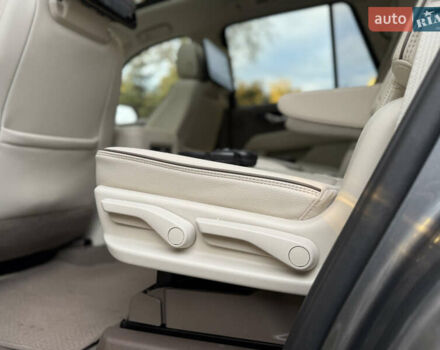 Сірий ДжіЕмСі Yukon, об'ємом двигуна 6.16 л та пробігом 30 тис. км за 83500 $, фото 62 на Automoto.ua