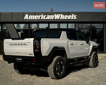 ДжіЕмСі Hummer EV 2023 у Чернівцях на Automoto.ua Білий ДжіЕмСі Hummer EV, об'ємом двигуна 0 л та пробігом 20 тис. км за 107900 $, фото 4 на Automoto.ua