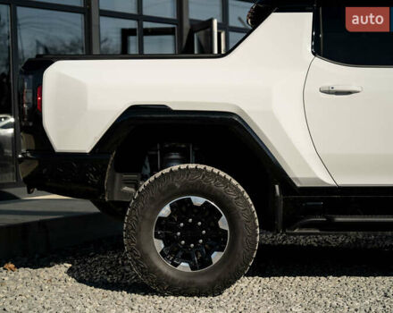 Белый ДжиЭмСи Hummer EV, объемом двигателя 0 л и пробегом 20 тыс. км за 107900 $, фото 25 на Automoto.ua