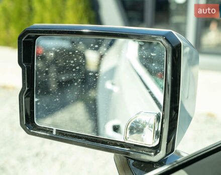 Белый ДжиЭмСи Hummer EV, объемом двигателя 0 л и пробегом 20 тыс. км за 107900 $, фото 31 на Automoto.ua