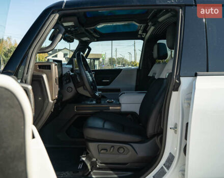 Белый ДжиЭмСи Hummer EV, объемом двигателя 0 л и пробегом 20 тыс. км за 107900 $, фото 33 на Automoto.ua