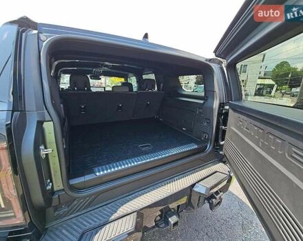 Серый ДжиЭмСи Hummer EV, объемом двигателя 0 л и пробегом 23 тыс. км за 60000 $, фото 4 на Automoto.ua