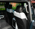 Синий ДжиЭмСи Hummer EV, объемом двигателя 0 л и пробегом 1 тыс. км за 150000 $, фото 49 на Automoto.ua