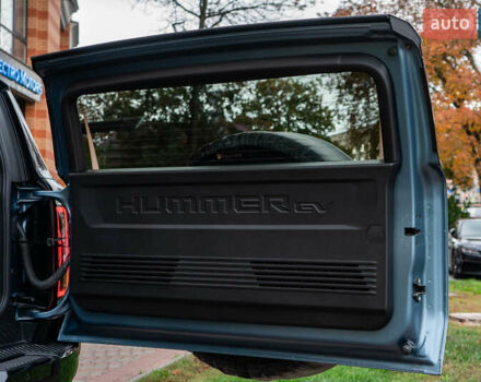 Синий ДжиЭмСи Hummer EV, объемом двигателя 0 л и пробегом 1 тыс. км за 150000 $, фото 8 на Automoto.ua