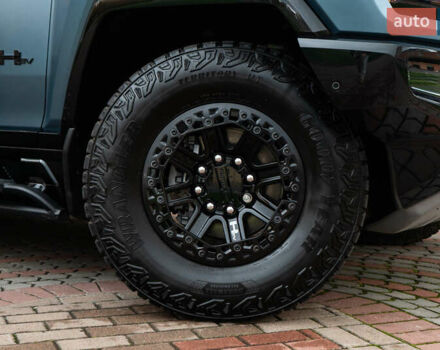 Синий ДжиЭмСи Hummer EV, объемом двигателя 0 л и пробегом 1 тыс. км за 150000 $, фото 16 на Automoto.ua