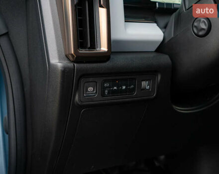 Синий ДжиЭмСи Hummer EV, объемом двигателя 0 л и пробегом 1 тыс. км за 150000 $, фото 35 на Automoto.ua