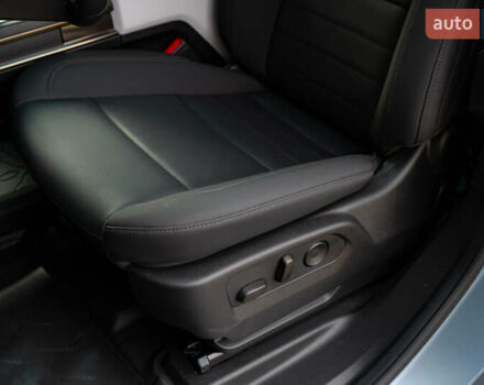 Синий ДжиЭмСи Hummer EV, объемом двигателя 0 л и пробегом 1 тыс. км за 150000 $, фото 31 на Automoto.ua