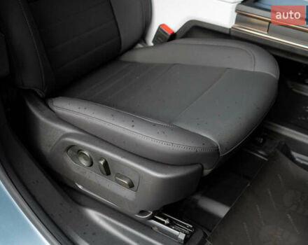 Синий ДжиЭмСи Hummer EV, объемом двигателя 0 л и пробегом 1 тыс. км за 150000 $, фото 42 на Automoto.ua