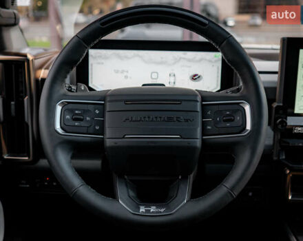 Синий ДжиЭмСи Hummer EV, объемом двигателя 0 л и пробегом 1 тыс. км за 150000 $, фото 28 на Automoto.ua