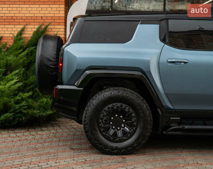Синий ДжиЭмСи Hummer EV, объемом двигателя 0 л и пробегом 1 тыс. км за 150000 $, фото 13 на Automoto.ua