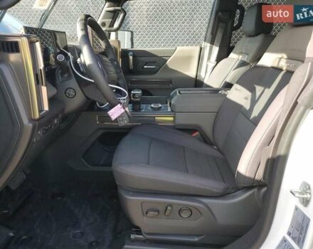 Белый ДжиЭмСи Hummer EV SUV, объемом двигателя 0 л и пробегом 1 тыс. км за 36000 $, фото 6 на Automoto.ua