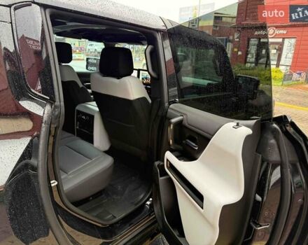 Черный ДжиЭмСи Hummer EV SUV, объемом двигателя 0 л и пробегом 11 тыс. км за 103900 $, фото 59 на Automoto.ua