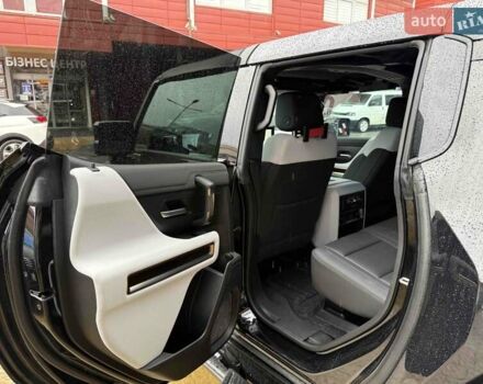 Черный ДжиЭмСи Hummer EV SUV, объемом двигателя 0 л и пробегом 11 тыс. км за 103900 $, фото 49 на Automoto.ua